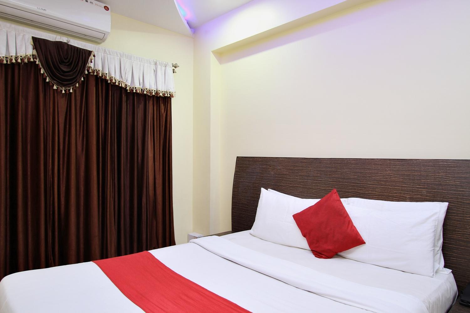 Hotel Mb International Májszúr Kültér fotó